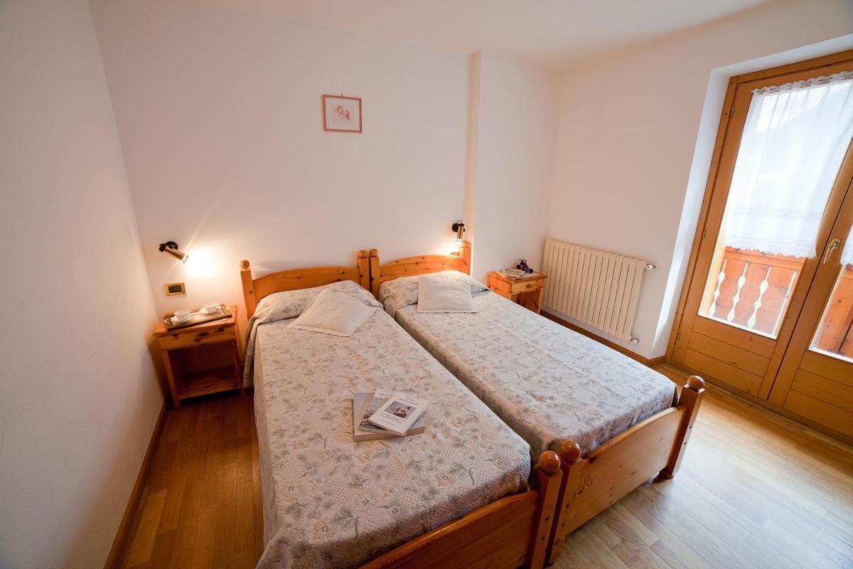 Chalet Bucaneve Santa Caterina Valfurva Exterior foto